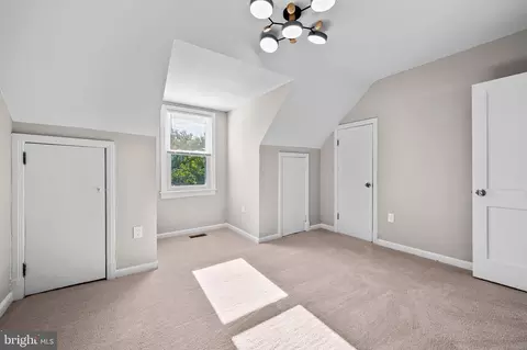 1007 Saint Charles Ave, Baltimore, MD 21229 photo 27