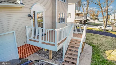 Exterior - 2804 7th St, Sparrows Point, MD 21219 photo 3 of 9