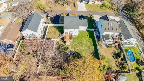 View/Area - 2804 7th St, Sparrows Point, MD 21219 photo 5 of 12