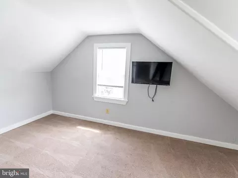 Bedroom - 8222 Cornwall Rd, Dundalk, MD 21222 photo 3 of 4