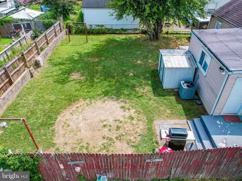 View/Area - 8222 Cornwall Rd, Dundalk, MD 21222 photo 3 of 6