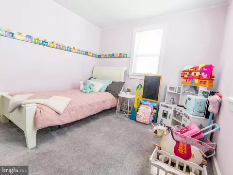Bedroom - 8222 Cornwall Rd, Dundalk, MD 21222 photo 2 of 4