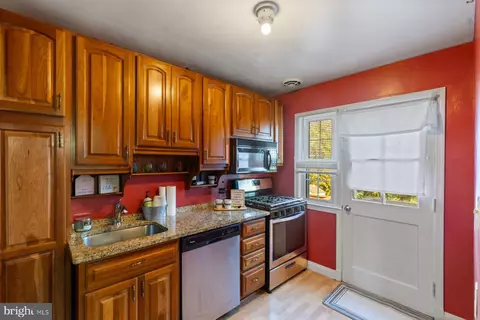 Other - 1014 Elm Rd, Halethorpe, MD 21227 photo 6 of 10