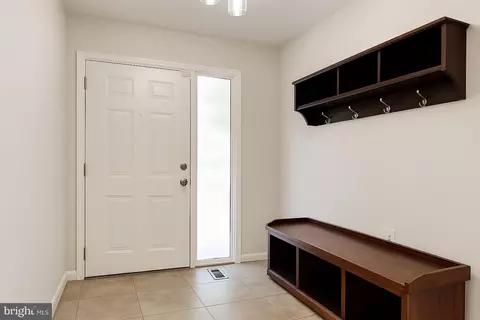 Entry Way - 107 Windblown Ct, Baltimore, MD 21209 photo 2 of 2