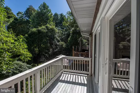 Exterior - 107 Windblown Ct, Baltimore, MD 21209 photo 3 of 4