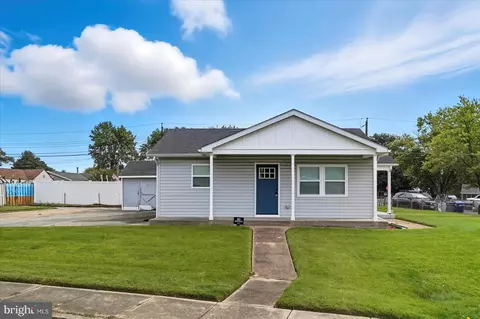 1111 Cord St, Middle River, MD 21220