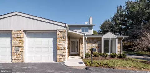 22 Stone Manor Ct #22, Towson, MD 21204