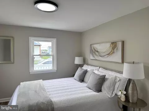 Bedroom - 7 Centre Ave, Dundalk, MD 21222 photo 1 of 3