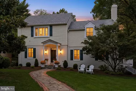 27 Murray Hill Cir, Baltimore, MD 21212