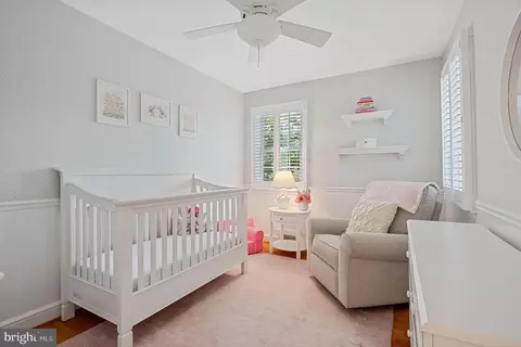 Bedroom - 27 Murray Hill Cir, Baltimore, MD 21212 photo 3 of 9