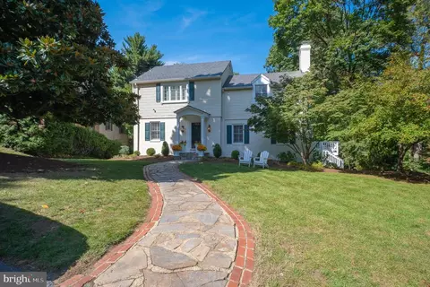 Exterior - 27 Murray Hill Cir, Baltimore, MD 21212 photo 19 of 19