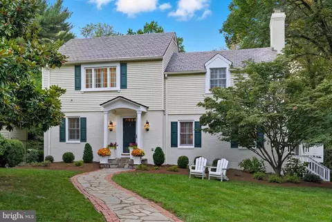 Exterior - 27 Murray Hill Cir, Baltimore, MD 21212 photo 6 of 19