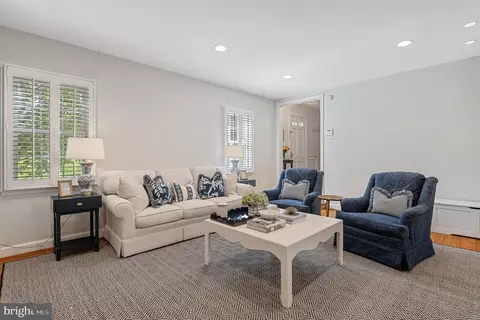 Other - 27 Murray Hill Cir, Baltimore, MD 21212 photo 4 of 16