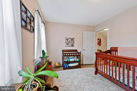 Bedroom - 706 Murdock Rd, Baltimore, MD 21212 photo 7 of 8