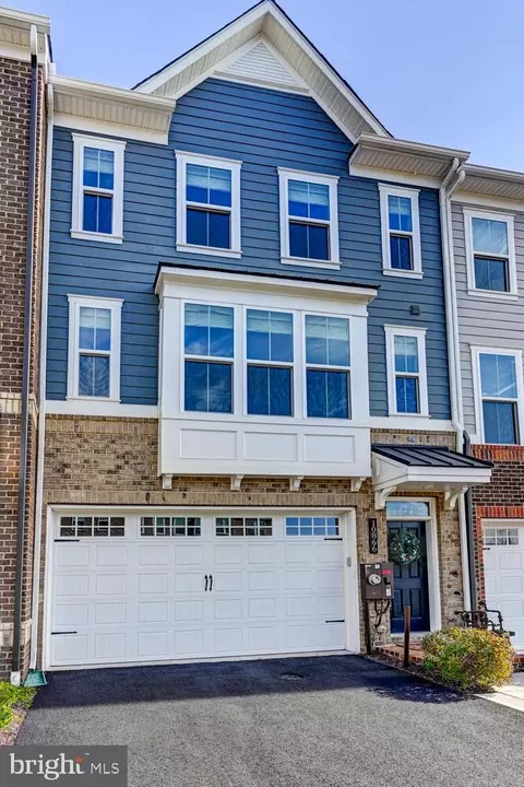 10866 Beckenham St, Baltimore, MD 21220