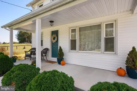Exterior - 16357 Trenton Rd, Upperco, MD 21155 photo 6 of 16