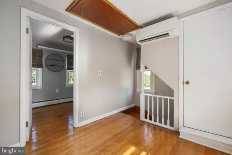 Entry Way - 16357 Trenton Rd, Upperco, MD 21155 photo 6 of 7