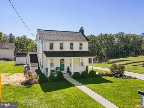Exterior - 16357 Trenton Rd, Upperco, MD 21155 photo 4 of 16