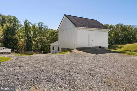 Exterior - 16357 Trenton Rd, Upperco, MD 21155 photo 13 of 16
