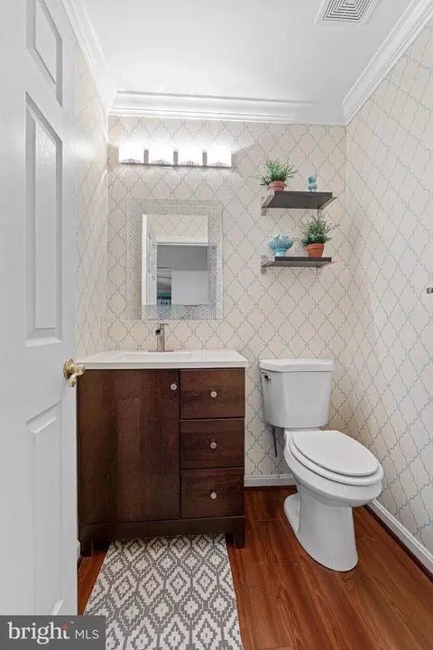 Bath - 4635 Greencove Cir, Sparrows Point, MD 21219 photo 1 of 5