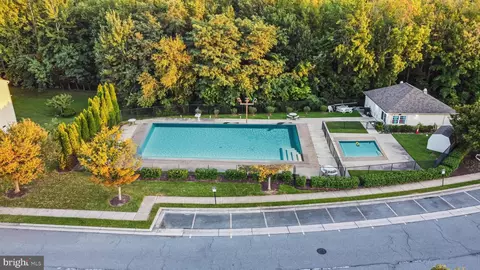 View/Area - 4635 Greencove Cir, Sparrows Point, MD 21219 photo 4 of 7