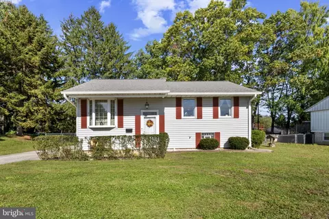 312 E Cherry Hill Rd, Reisterstown, MD 21136