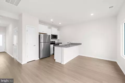 8124 Bartholomew Ct, Baltimore, MD 21206 photo 16