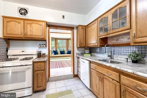 Kitchen - 724 Murdock Rd, Baltimore, MD 21212 photo 1 of 4
