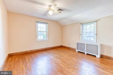 Bedroom - 724 Murdock Rd, Baltimore, MD 21212 photo 4 of 4