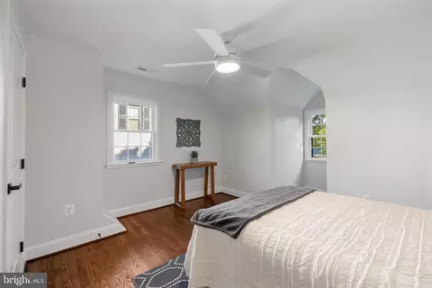Bedroom - 514 Dunkirk Rd, Baltimore, MD 21212 photo 4 of 5