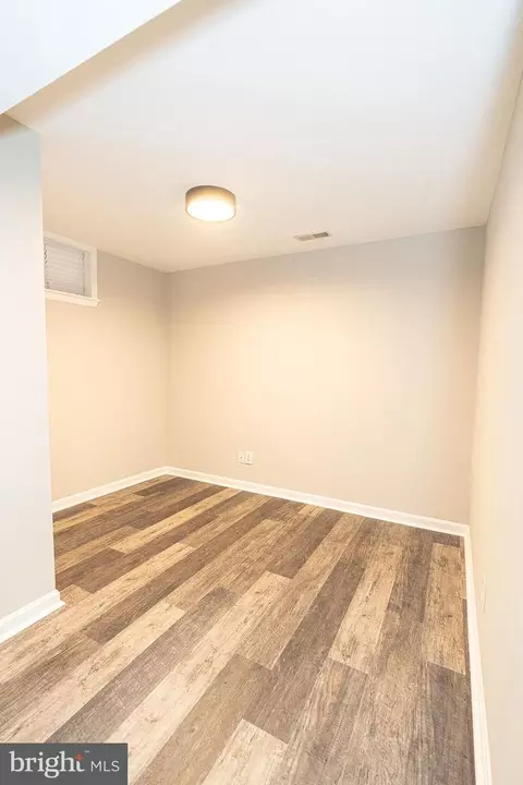 9106 Wise Avenue Ext, Sparrows Point, MD 21219 photo 31