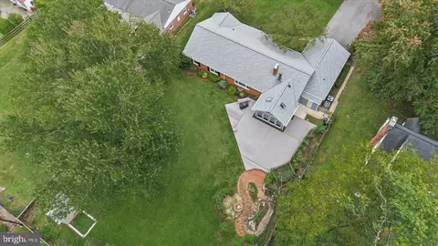 View/Area - 514 Hampton Ln, Towson, MD 21286 photo 6 of 7