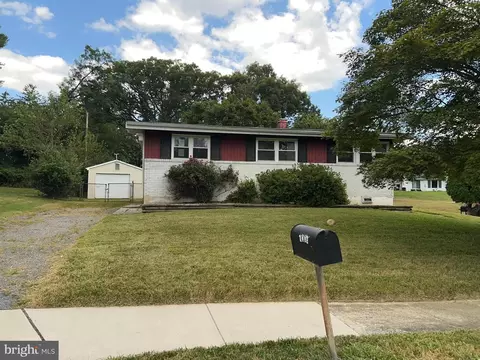 8206 Arrowhead Rd, Pikesville, MD 21208