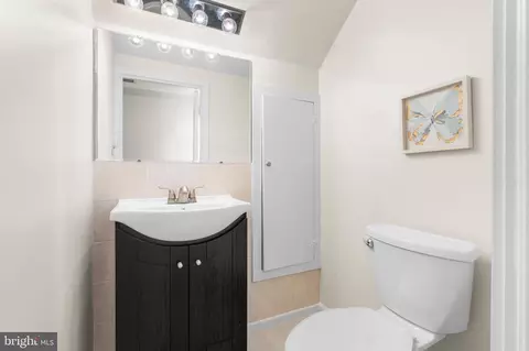 Entry Way - 532 Overbrook Rd, Baltimore, MD 21212 photo 6 of 6
