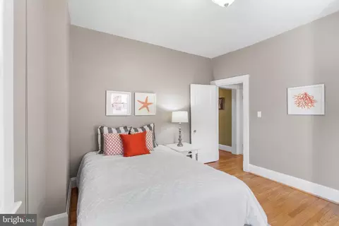 Bedroom - 532 Overbrook Rd, Baltimore, MD 21212 photo 5 of 9