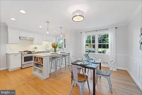 Kitchen - 7420 Stanmore Ct, Baltimore, MD 21212 photo 2 of 4