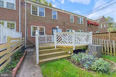 Exterior - 7420 Stanmore Ct, Baltimore, MD 21212 photo 4 of 6