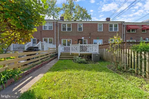 Exterior - 7420 Stanmore Ct, Baltimore, MD 21212 photo 5 of 6