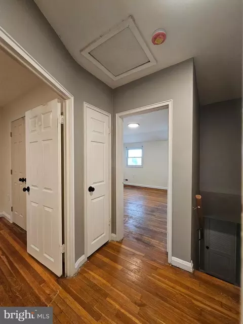 Entry Way - 1940 Wareham Rd, Dundalk, MD 21222 photo 6 of 6