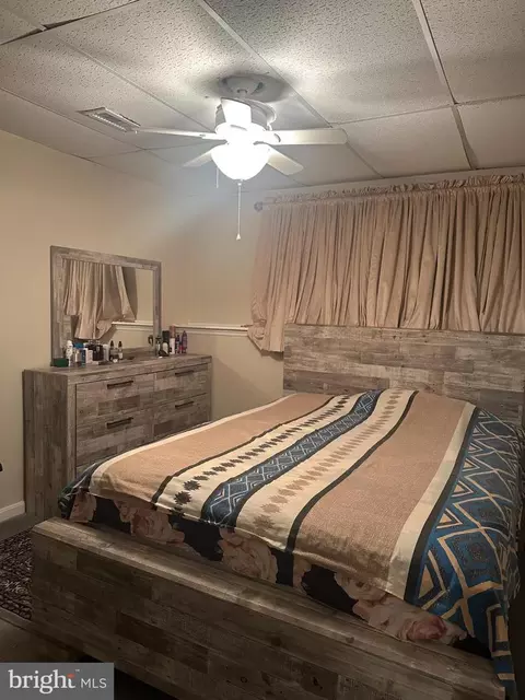 Bedroom - 3930 Benson Ave, Baltimore, MD 21229 photo 5 of 5