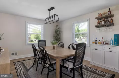 Dining - 11721 Hamilton Pl, White Marsh, MD 21162 photo 2 of 3