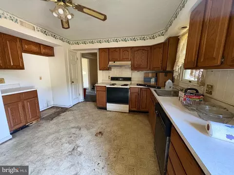 2803 8th St, Sparrows Point, MD 21219 photo 5