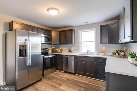 7540 Bay Front Rd, Sparrows Point, MD 21219 photo 32