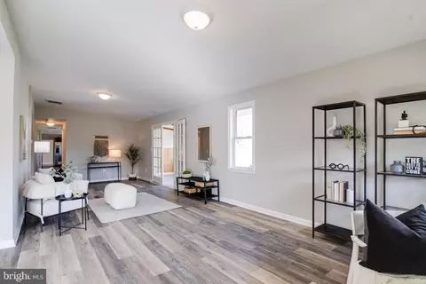 7540 Bay Front Rd, Sparrows Point, MD 21219 photo 12