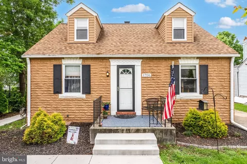 1706 Summit Ave, Halethorpe, MD 21227