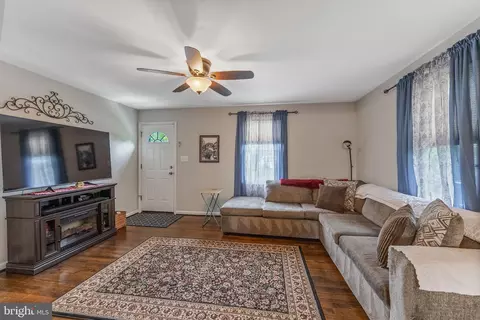 1706 Summit Ave, Halethorpe, MD 21227 photo 11