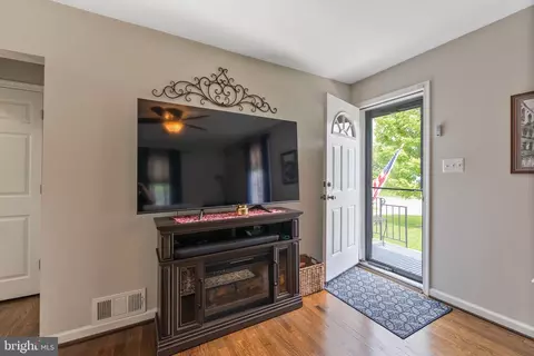1706 Summit Ave, Halethorpe, MD 21227 photo 12