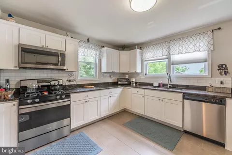 1706 Summit Ave, Halethorpe, MD 21227 photo 17