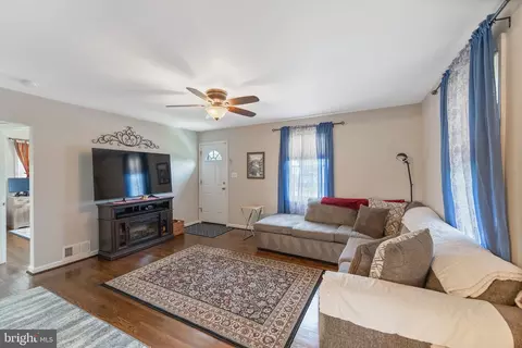 1706 Summit Ave, Halethorpe, MD 21227 photo 10