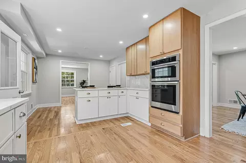 803 Stoneleigh Rd, Baltimore, MD 21212 photo 21